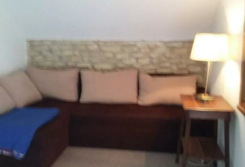 پانسیون Villa Rosa