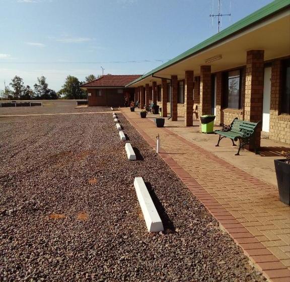 Airport Whyalla Motel