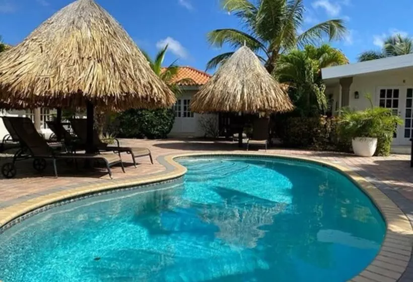 Aruba Tropic Apartments