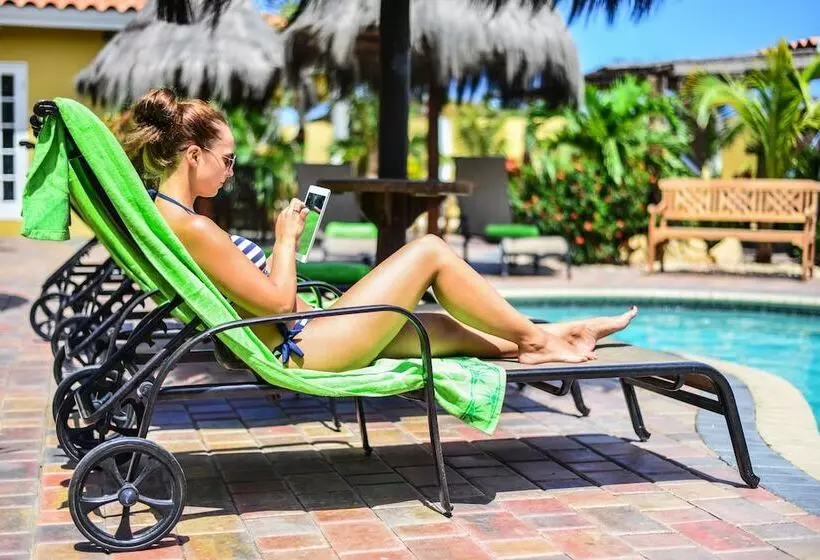 Aruba Tropic Apartments