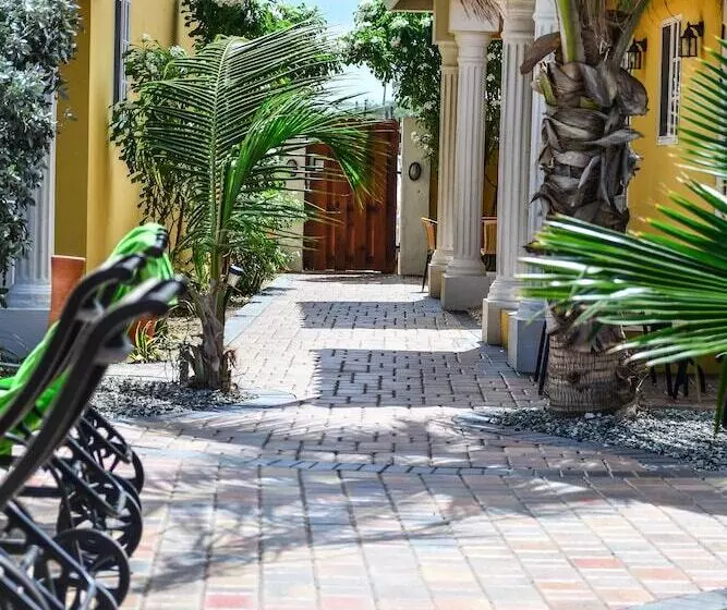 Aruba Tropic Apartments