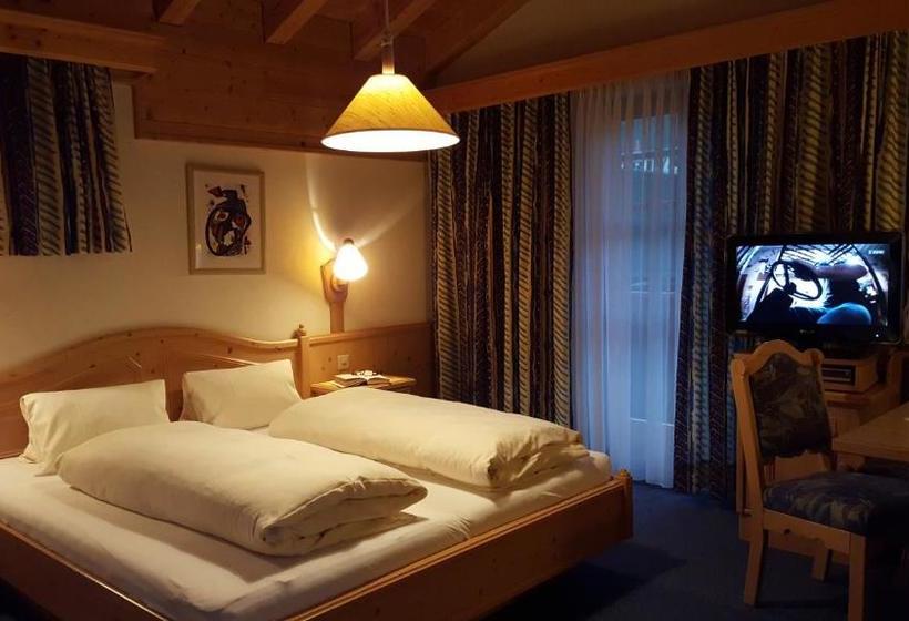 Camona & Apart Walserhof