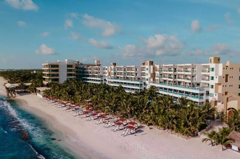 Generations Riviera Maya Family Resort Catamarán, Aqua Nick & More Inclusive