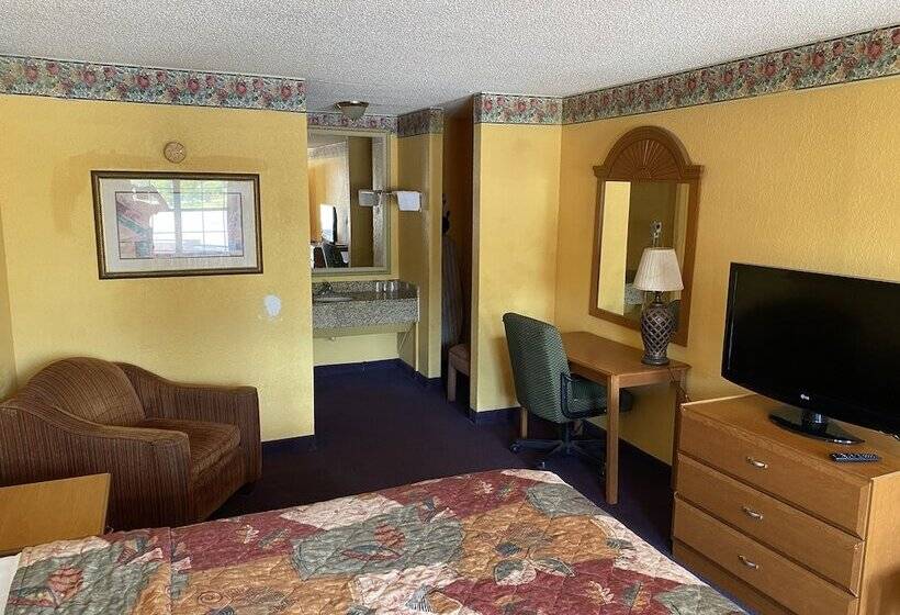 Отель Budget Inn & Suites