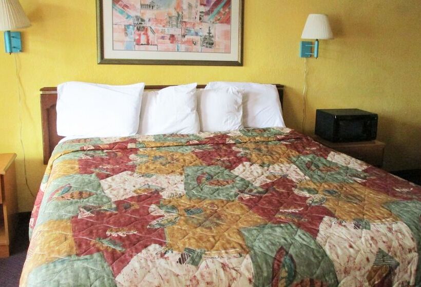 Отель Budget Inn & Suites