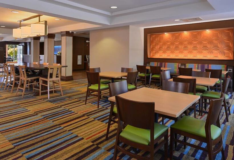 فندق Fairfield Inn & Suites By Marriott Anderson Clemson