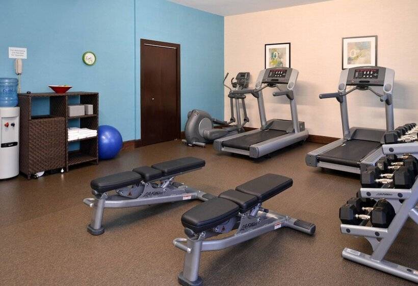 فندق Fairfield Inn & Suites By Marriott Anderson Clemson