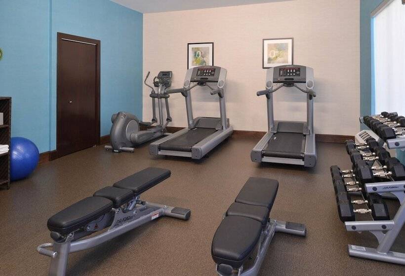 فندق Fairfield Inn & Suites By Marriott Anderson Clemson