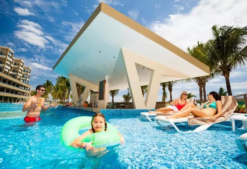 Generations Riviera Maya Family Resort Catamarán, Aqua Nick & More Inclusive