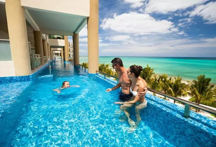 Generations Riviera Maya Family Resort Catamarán, Aqua Nick & More Inclusive