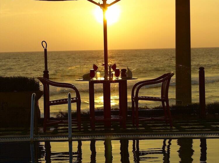 호텔 Hindustan Beach Retreat