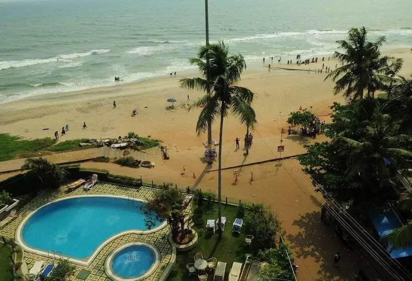 호텔 Hindustan Beach Retreat