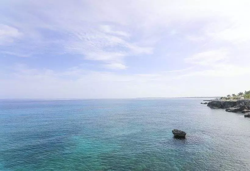 Отель Home Sweet Home Resort