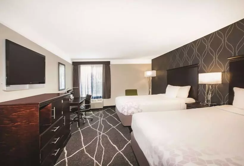 酒店 Fairfield By Marriott Inn & Suites Fresno Riverpark