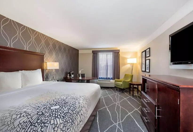 酒店 Fairfield By Marriott Inn & Suites Fresno Riverpark