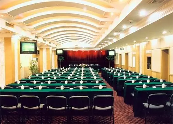 ホテル Liangyuan Business