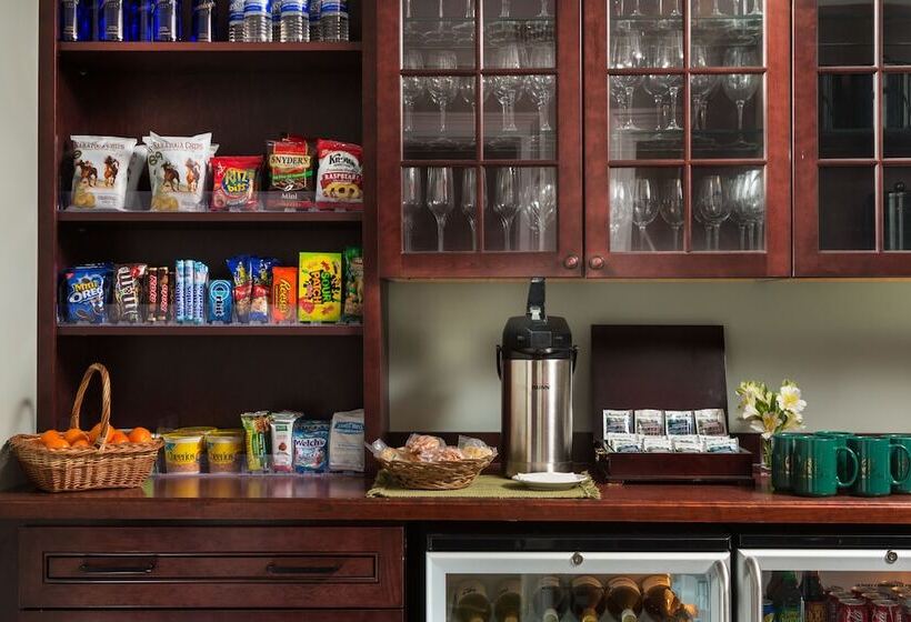 فندق Saratoga Arms