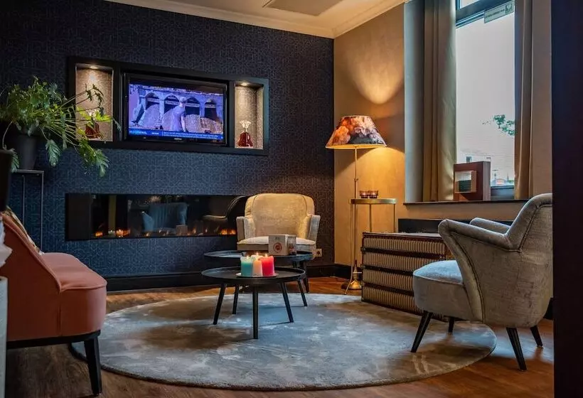 בית מלון כפרי & Spa Savarin Rijswijk, The Hague