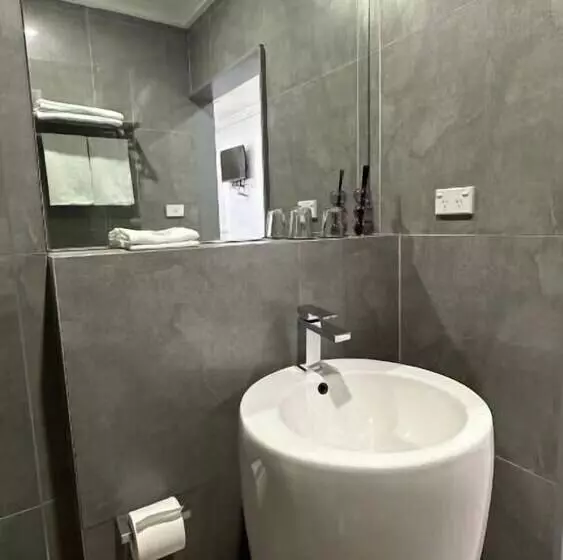 בית מלון כפרי Sydney Riseon