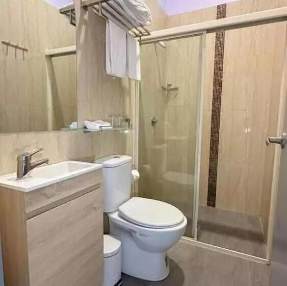 בית מלון כפרי Sydney Riseon