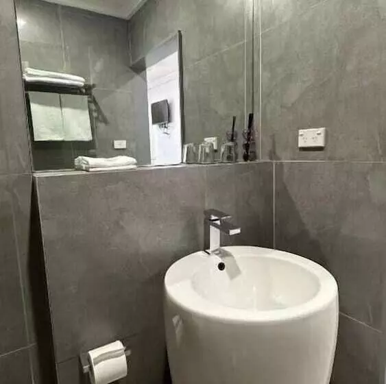 בית מלון כפרי Sydney Riseon