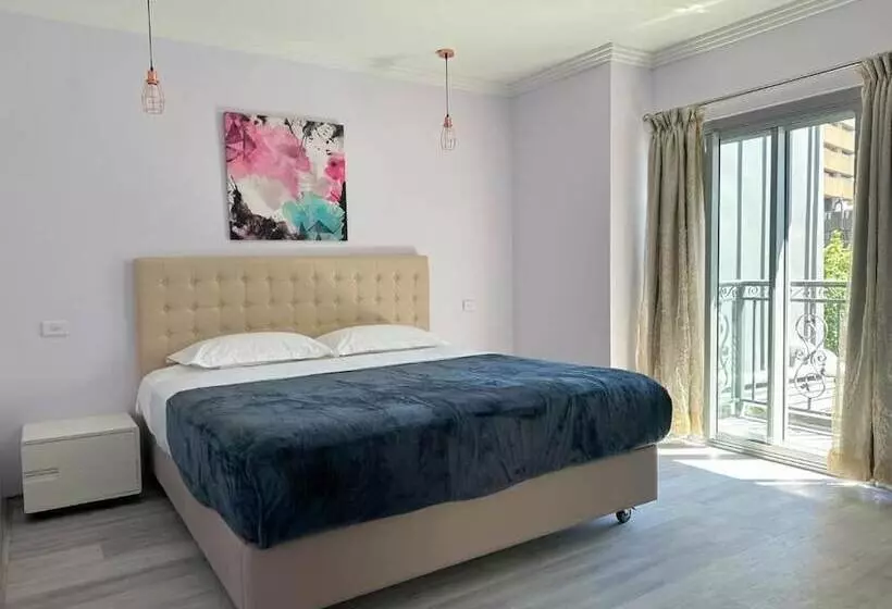 בית מלון כפרי Sydney Riseon