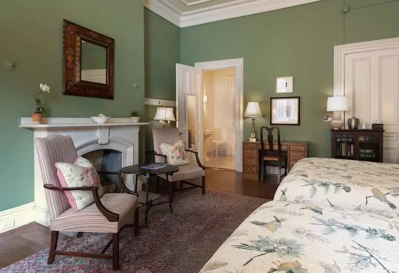 Отель The College Club Of Boston