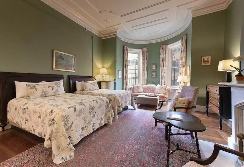 Отель The College Club Of Boston