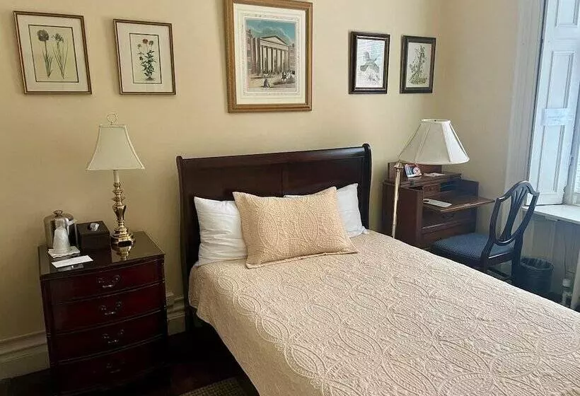 Отель The College Club Of Boston