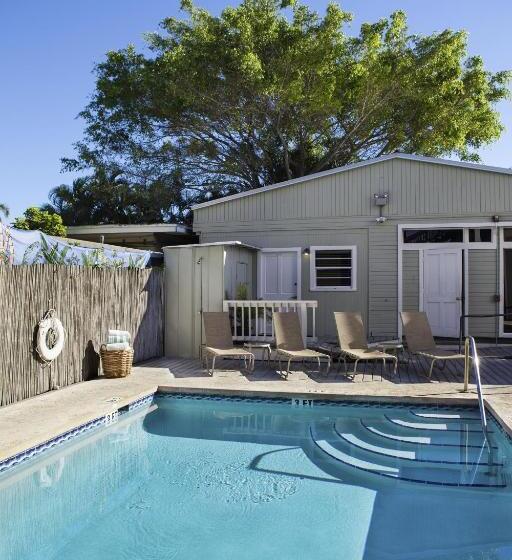 هتل Southernmost Inn Adult Exclusive