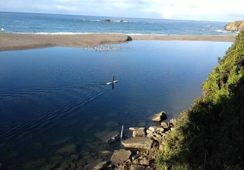 汽车旅馆  Surf Inn