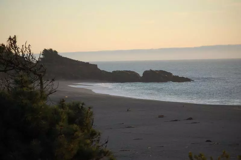 汽车旅馆  Surf Inn