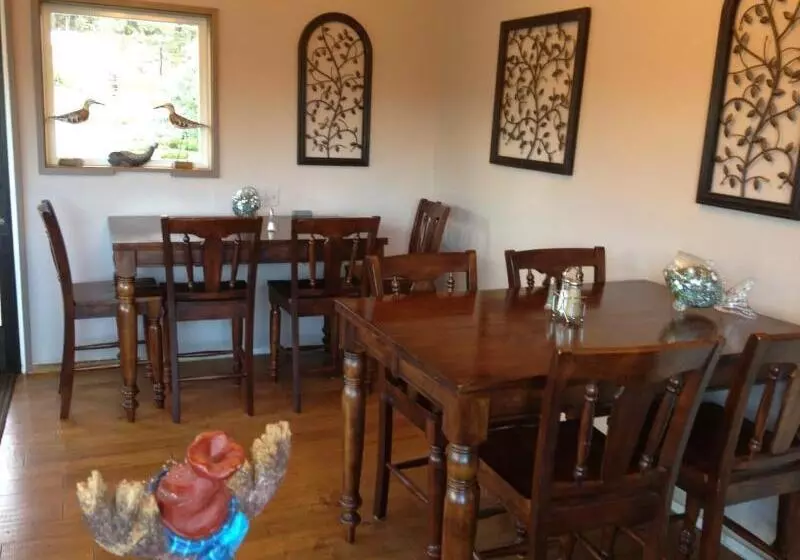 汽车旅馆  Surf Inn