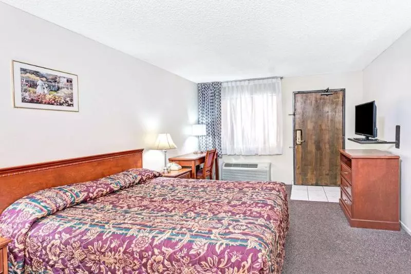 モーテル Vantage Point Inn   Woodland Hills