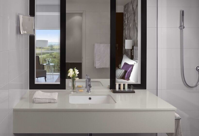 Radisson Blu Hotel East Midlands Airport