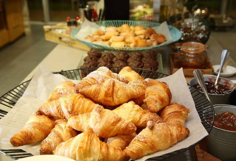 Radisson Blu Hotel East Midlands Airport