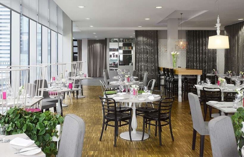 Radisson Blu Hotel East Midlands Airport