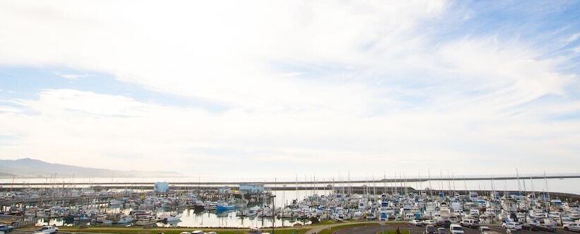 אתר נופש Oceano Hotel And Spa Half Moon Bay Harbor