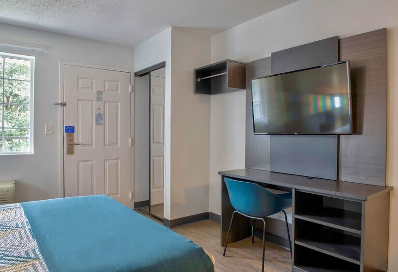 Studio 6pascagoula, Ms