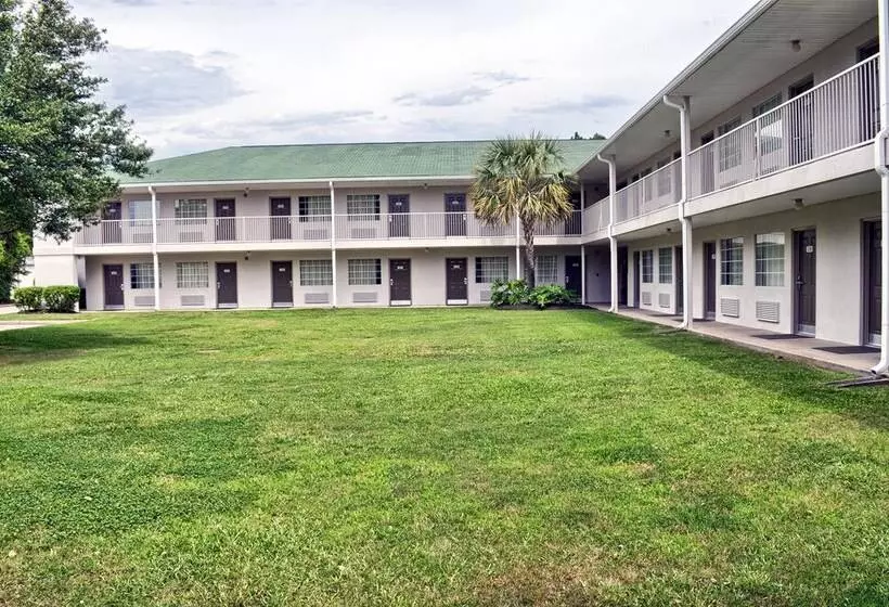 Studio 6pascagoula, Ms