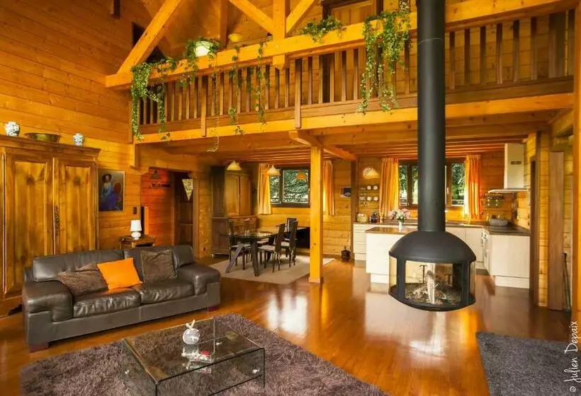 Aamiaismajoitus (B&B) Chambres D Hôtes Le Chalet