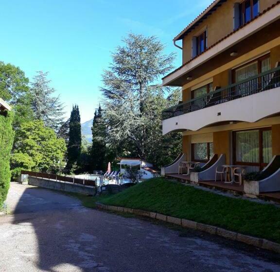 민박 Mas Des Baüs