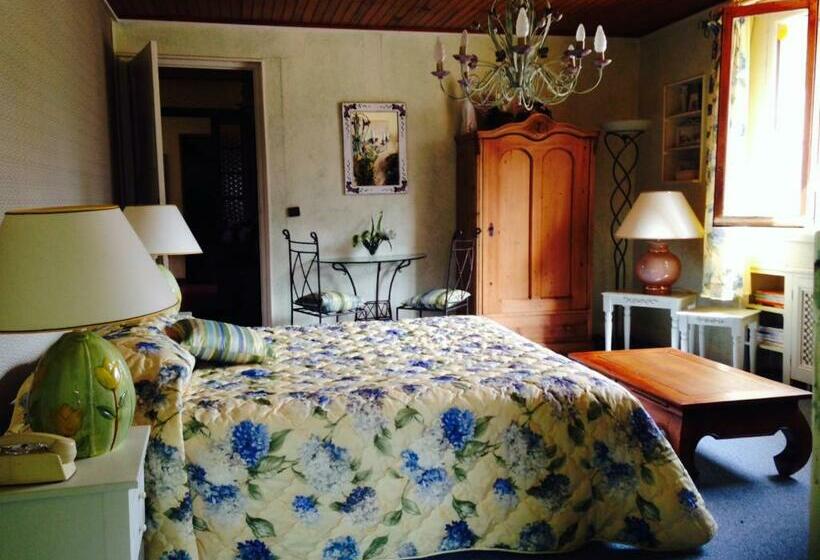 민박 Mas Des Baüs