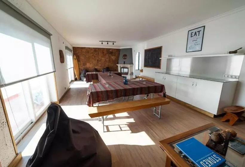 Aamiaismajoitus (B&B) Surf Yoga Ericeira Guest House