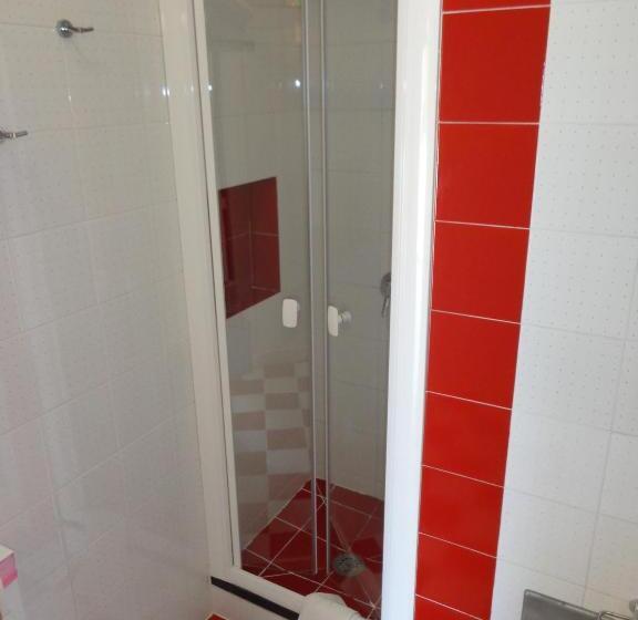 تختخواب و صبحانه Villa Flavia   Adults Only