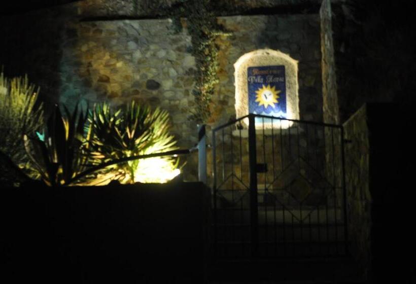 تختخواب و صبحانه Villa Flavia   Adults Only