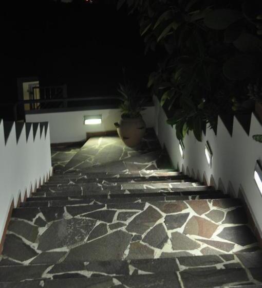 تختخواب و صبحانه Villa Flavia   Adults Only