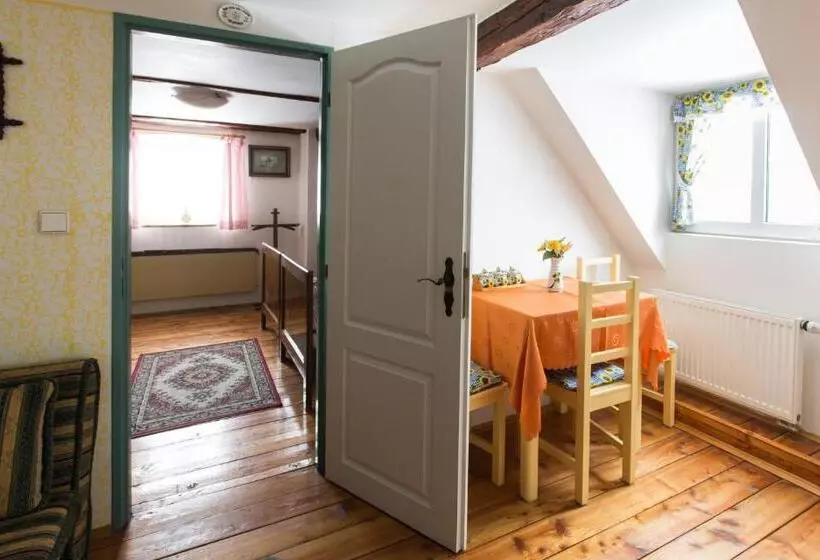 Majatalo čapkův Statek