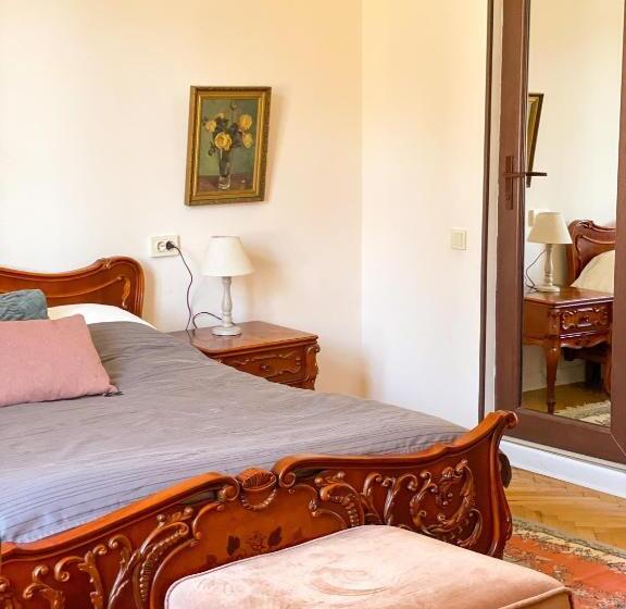 پانسیون Samno Guest House