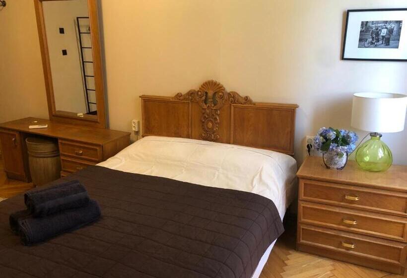 پانسیون Samno Guest House